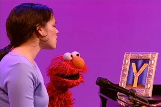 Norah Jones sings Don't Know Y with Elmo. Sesame Street The Best of Elmo 3