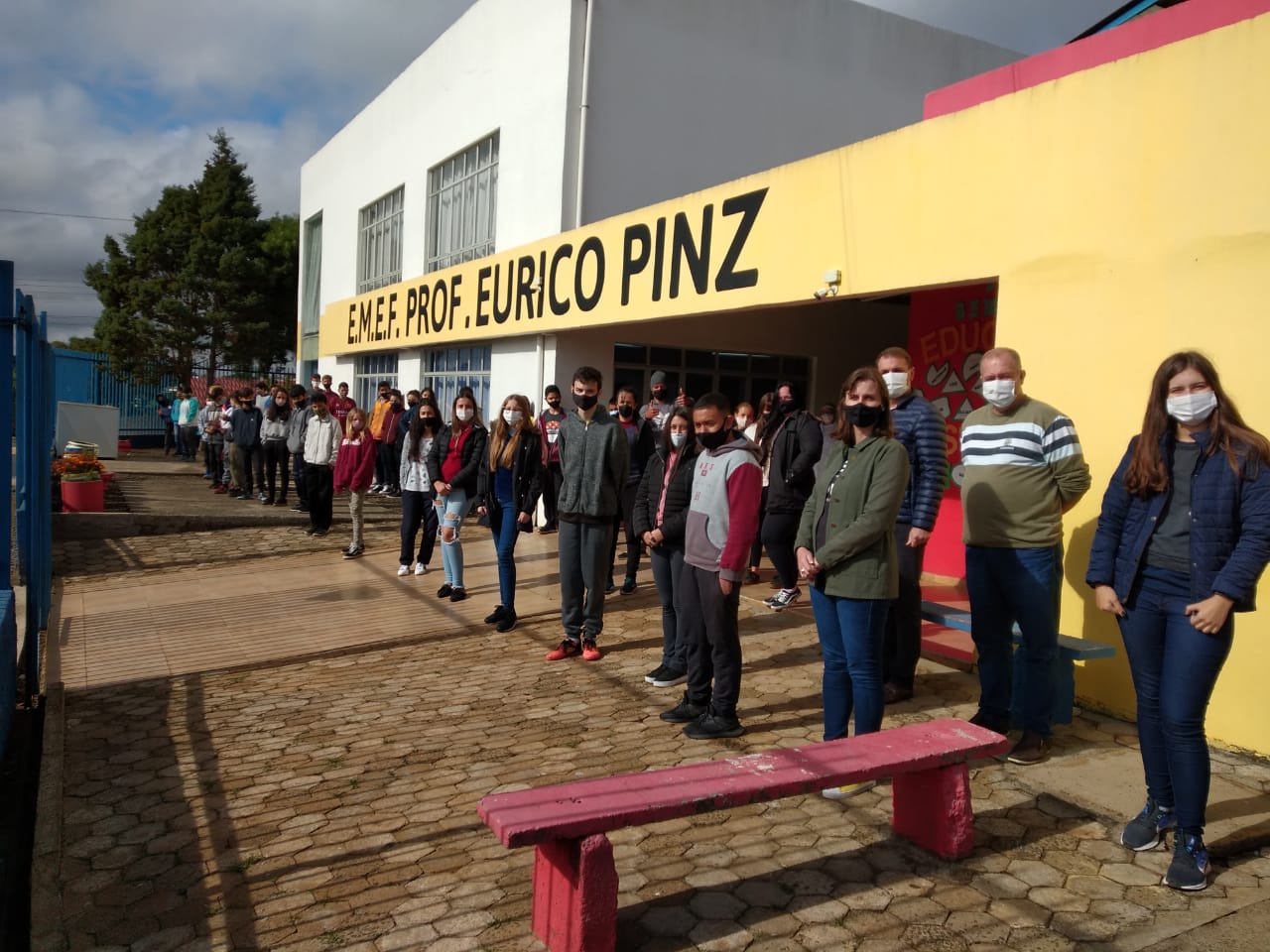 Feira de Profissões Jean Piaget: evento aproxima estudantes da escolha  profissional – Colégio Jean Piaget