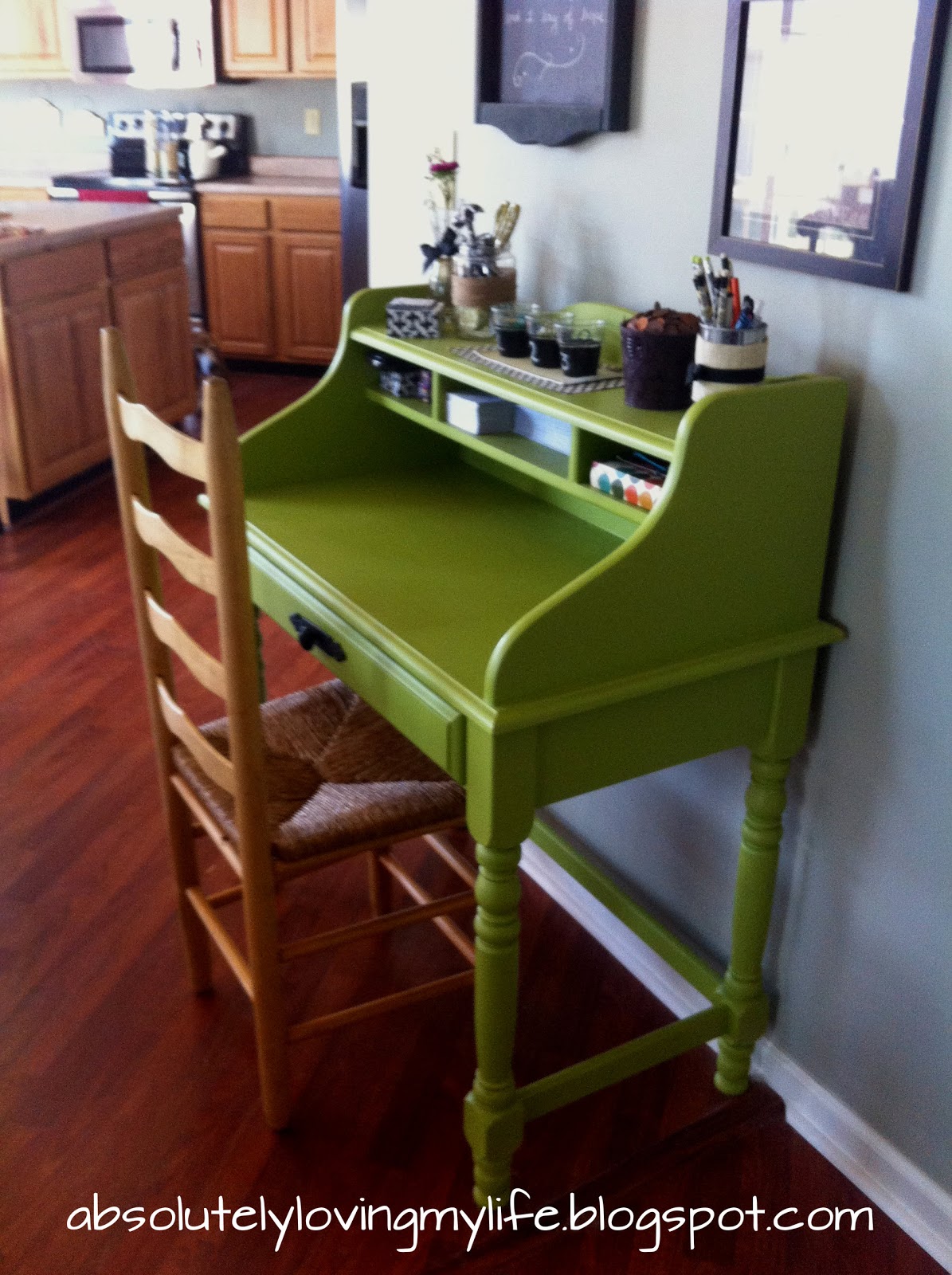 Loving Life Goodwill Desk Gets a Green Makeover