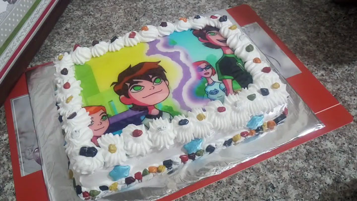 الكيك بأشكال كرتونية لأعياد أطفالك مجلة سيدتي