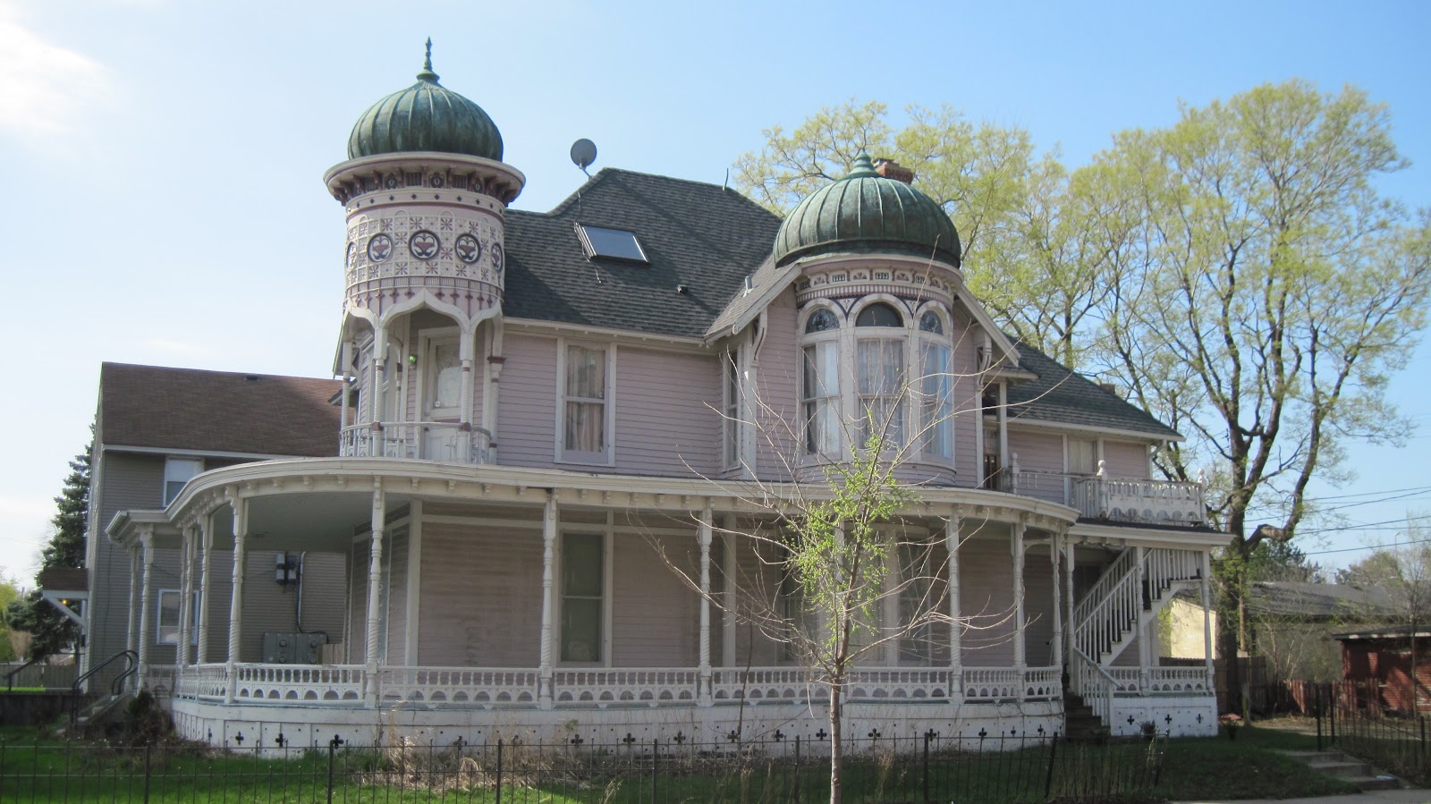 Moorish Revival and Onion Domes of Minneapolis