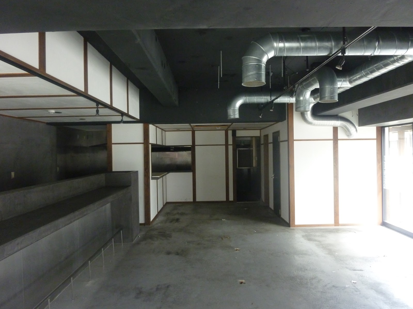 西宮 芦屋 神戸 阪神間で居抜き物件掲載数１位を目指します Jr西宮の太陽土地建物株式会社の安田 中田です 尼崎 阪急塚口 徒歩4分 飲食店居抜き物件 焼肉 中華 居酒屋等歓迎店舗物件 重飲食店に関しても どしどし御相談ください