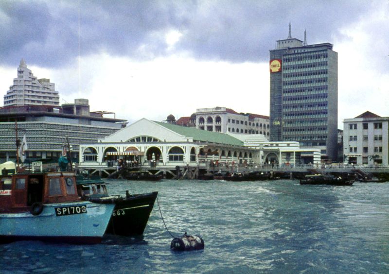 45 Photos Capture Street Scenes of Singapore in the Early 1970s ...