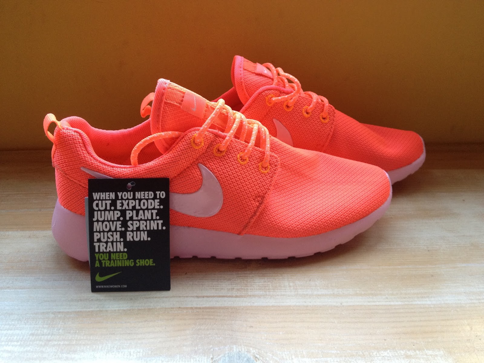 cafetería bolígrafo Ir al circuito All Over Sequin: Comprar Nike Roshe Run en Aliexpress II