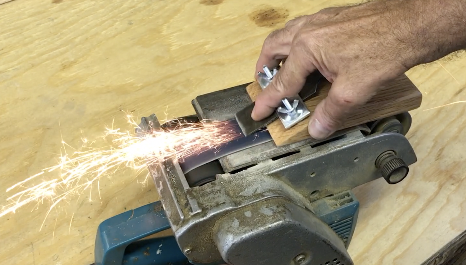 Simple sharpening jig 