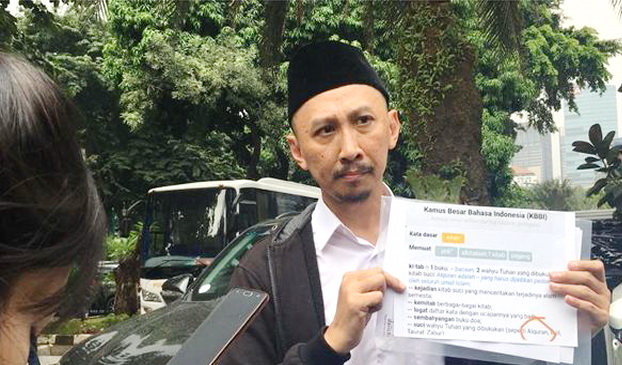 Putra Mbah Moen Minta Abu Janda Tetap Dihukum Meski Sudah Minta Maaf