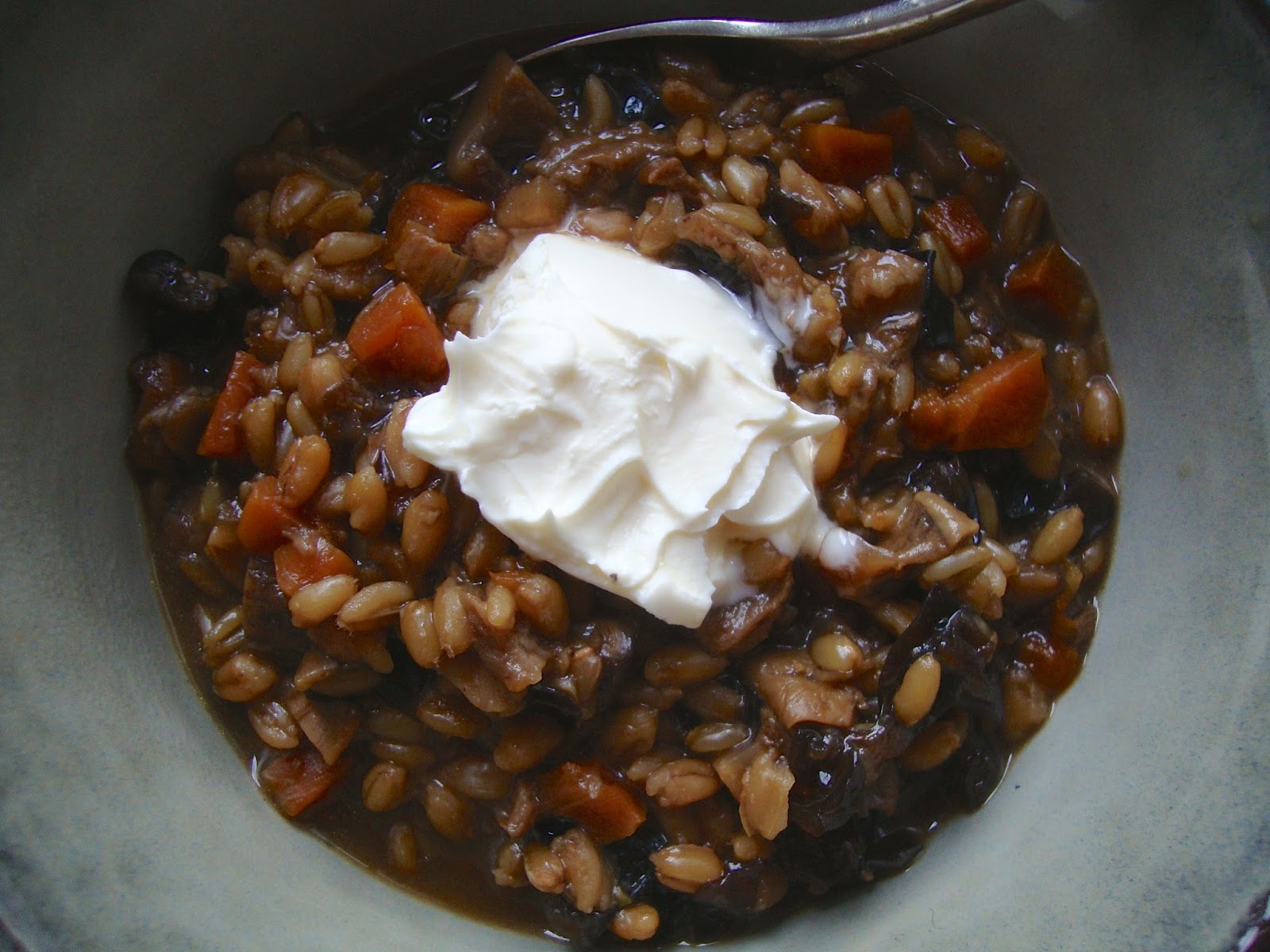 Cooketteria: Eintopf des Monats: Grünkern mit Pilzen aus dem Slow Cooker