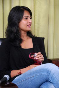 Anushka-Shetty in Black Top and Blue Jeans 