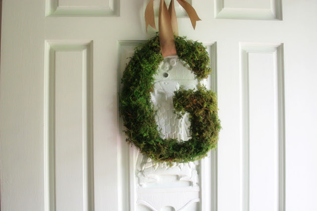 Moss Covered Letter Wreath for the Front Door by Craftivity Designs