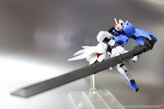 http://gundambaka.blogspot.hk/2016/05/gunpla-hg-ibo-1144-gundam-astaroth_12.html