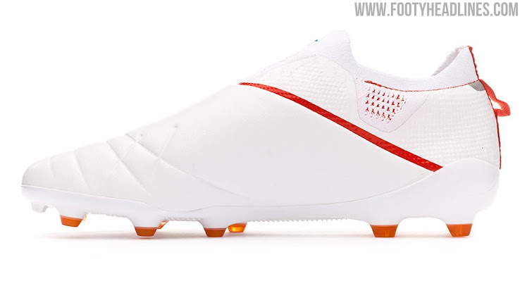 umbro laceless cleats