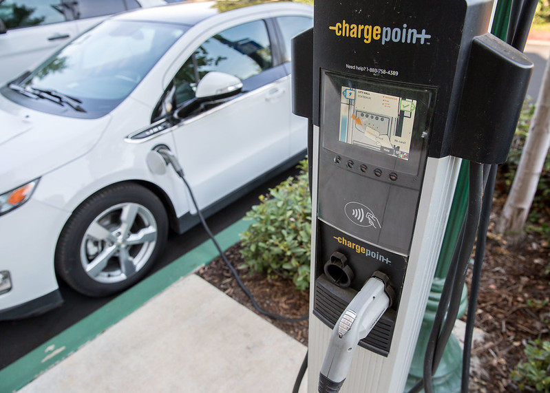 CEC Unveils New Interactive Tool Showing Electric Car Sales and Charger