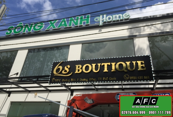 Thi công bảng hiệu alu chữ nổi gắn đèn led hắt chân
