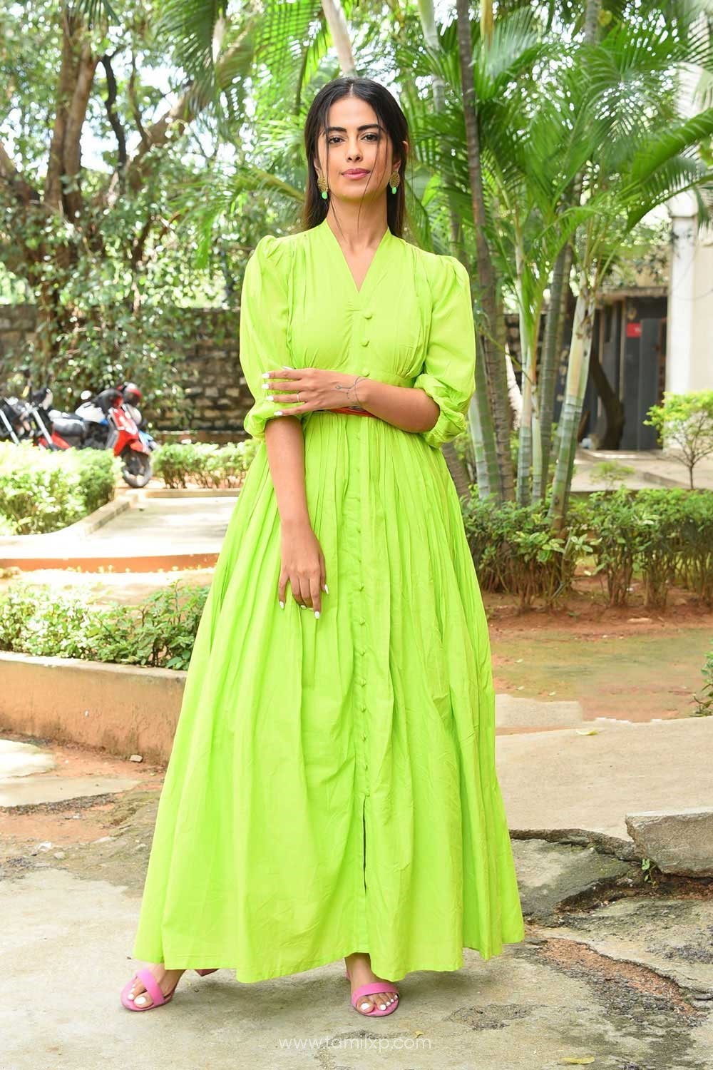Telugu Actress Avika Gor Images
