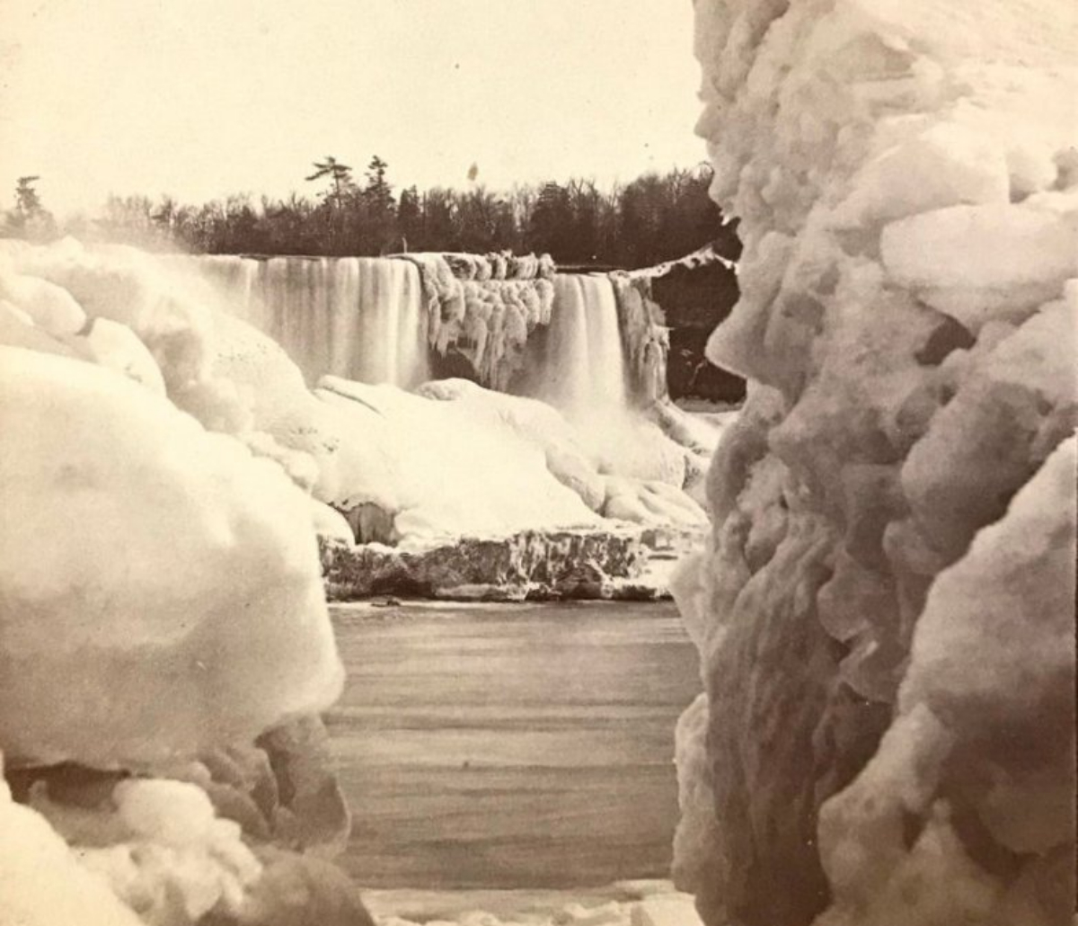 frozen Niagara Falls old photos