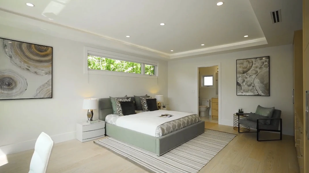 39 Photos vs. Tour 11231 Kingfisher Dr, Richmond, BC Luxury Home Interior Design