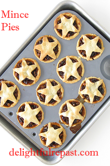 Mince Pies (tartelettes) - A British Classic with Easy Sweet Shortcrust Pastry / www.delightfulrepast.com