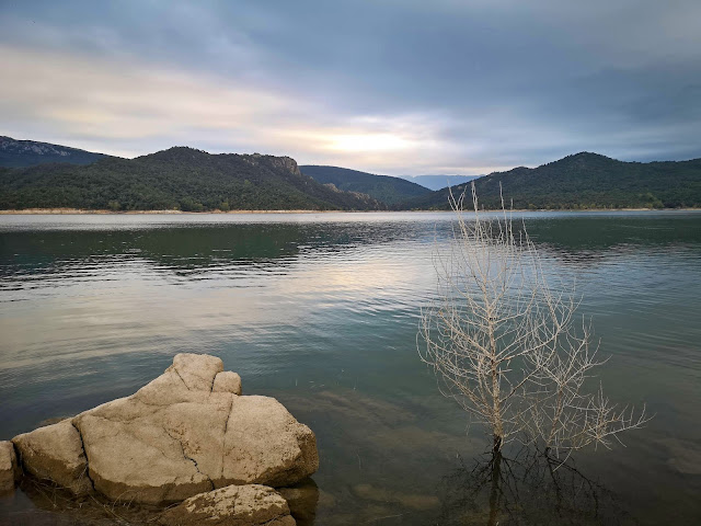 Водохранилище Дарниус Боаделья (Embalse Darnius Boadella)