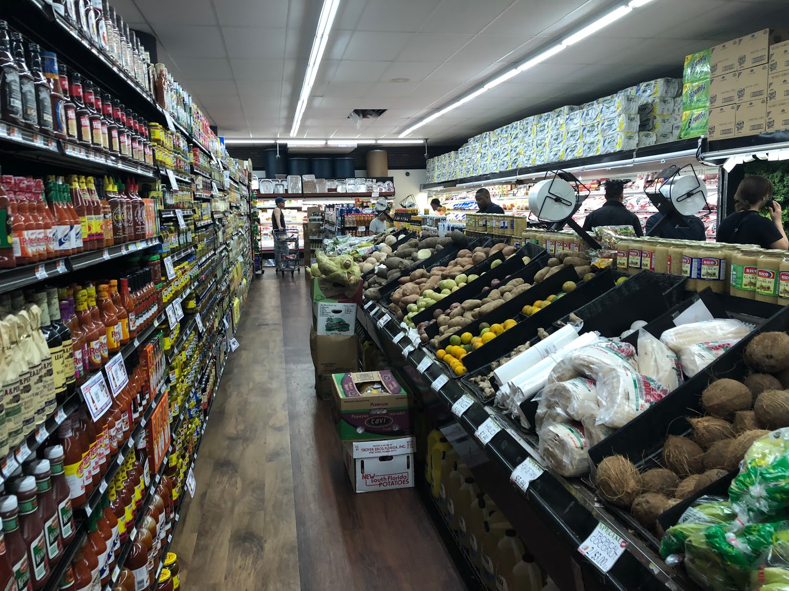 TOUR Pioneer Supermarket Fordham Heights North
