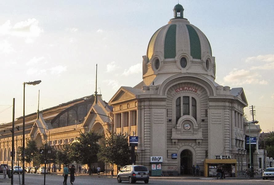 Cómo llegar a la Estación de Trenes de La Plata La Plata Terminal