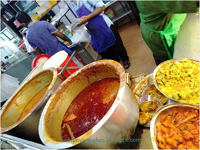 satu periuk besar kari