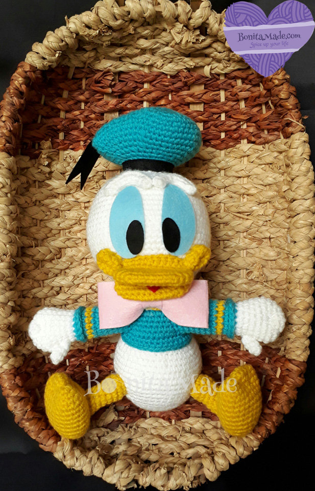 Crochet Donald duck Amigurumi ( English translated) Crochet knitting