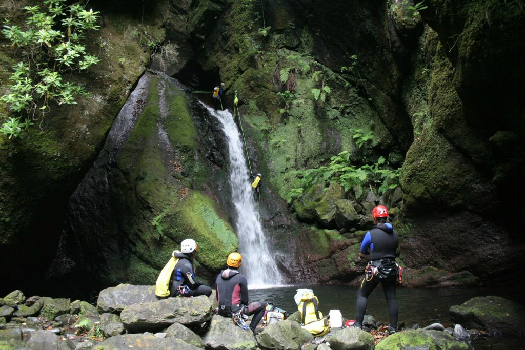 Canyoning Ilha da Madeira Madeira Turismo Tourist Guide to the