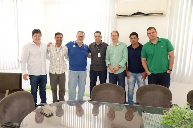 Prefeito de Jacobina, Luciano recebe superintendente da Codevasf