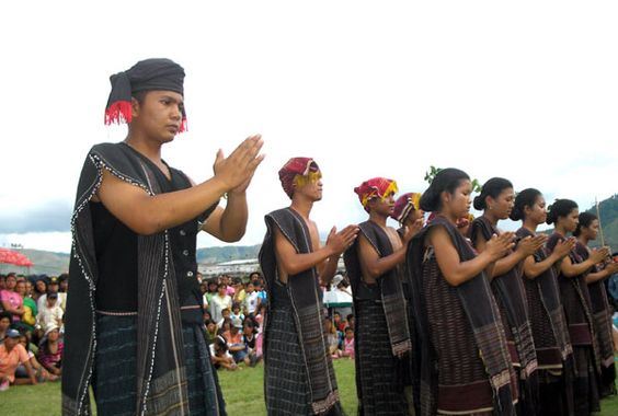 Tari tor tor berasal dari provinsi