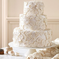 vintage inspired wedding cake