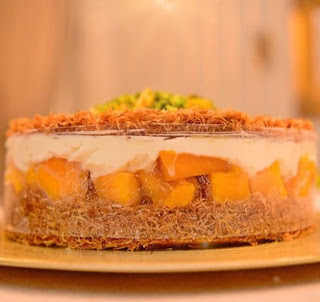 كنافه بالمانجو فاطمة ابو حاتي