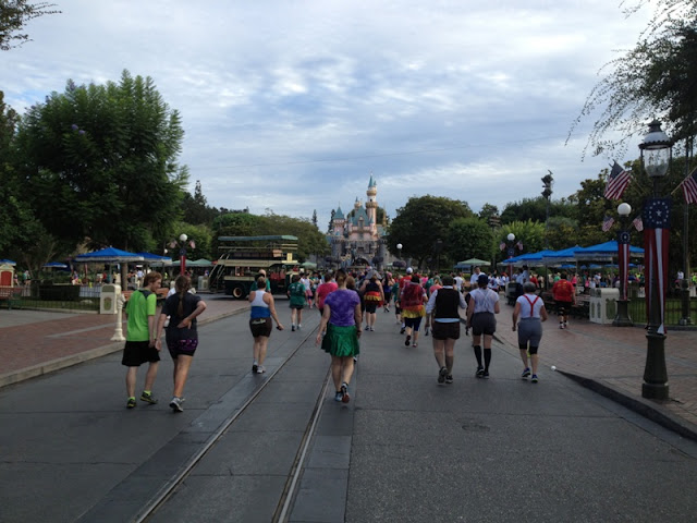 Budget Fairy Tale: Disneyland Race Weekend 2013 Part 2 - Inaugural Disneyland 10k