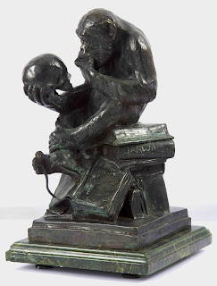 Hugo Rheinhold'un Affe mit Schädel ("Kafatası ve şempanze") adlı eseri. 19. yüzyılda şempanzelere ne gözle bakıldığını açıklayan örneklerden biridir.