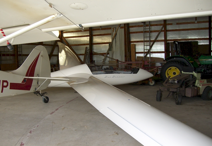 MEC&F Expert Engineers pilot dies in Minooka glider crash after
