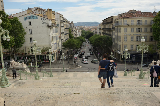 marseilles nő találkozik az ember)