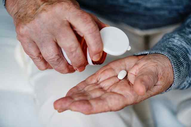 Introduction to dietary supplements and its health benefits Benefits of dietary supplements