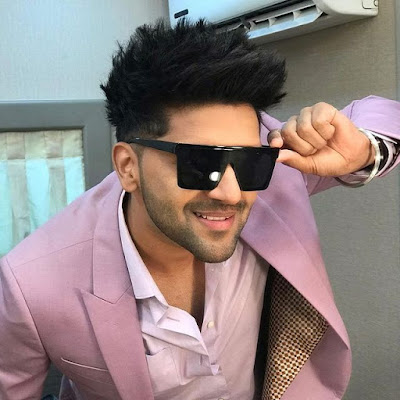 Guru Randhawa photo