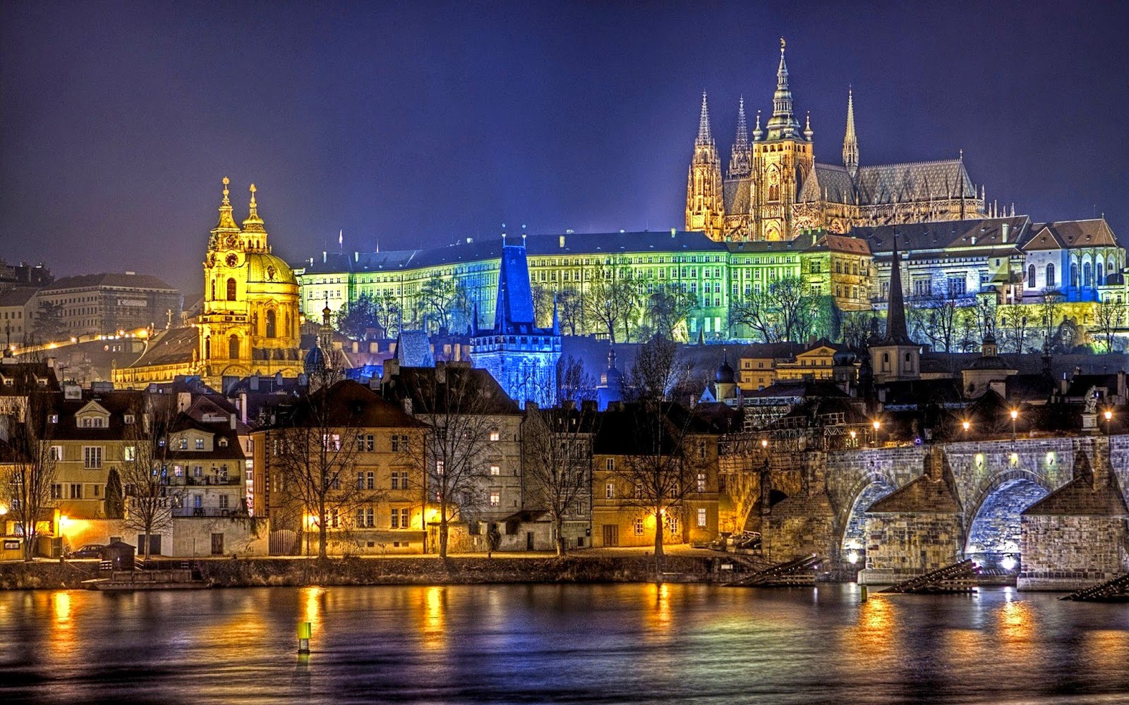 Top 10 Beautiful Cities to Celebrate Christmas | Prague, Czech Republic Top 10 Beautiful Cities to Celebrate Christmas | Prague, Czech Republic