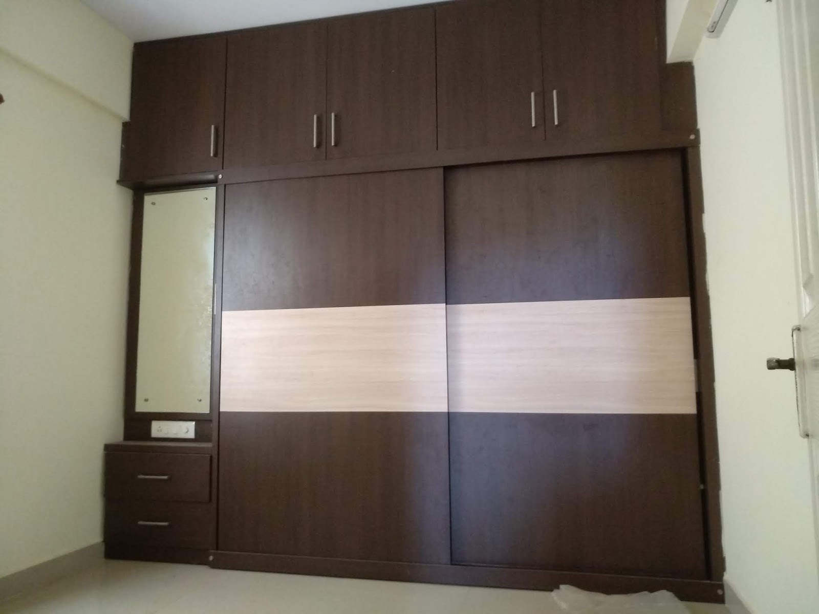 PURVI PRIDE WHITEFIELD IMMADIHALLI BUS STOP (1.5 Kms from white