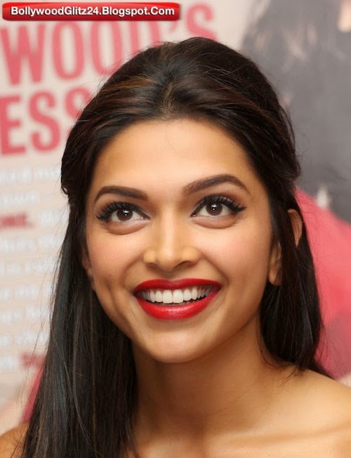 Beautiful Face Expressions of Sexy Deepika Padukone 10