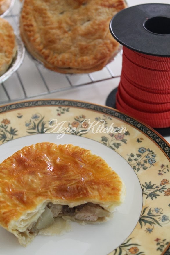 Catatan Hari Wukuf dan Chicken Pie Untuk Rakan Sepejabat Nellisa Azie