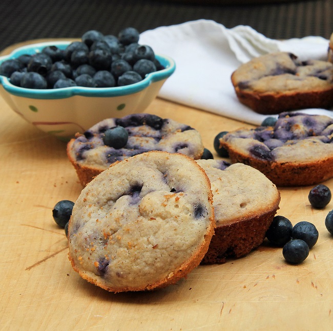 Mix it Up: Oat Flour Blueberry Muffins + Some Info on Oat Flour