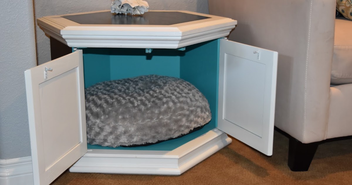 MakeMePrettyAgain Custom Pet Bed from a Vintage Hexagon Table