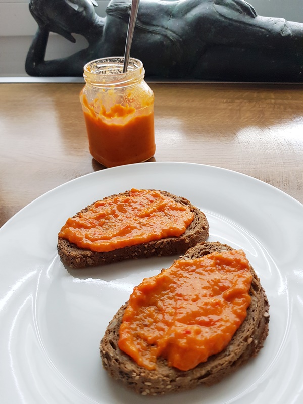 Kochen mit und ohne Pott: Ajvar hausgemacht, ohne Geschmacksverstärker ... Kochen mit und ohne Pott: Ajvar hausgemacht, ohne Geschmacksverstärker ...