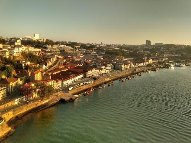 https://www.diariodelviajero.com/europa/descubriendo-oporto-la-libreria-lello-tal-vez-la-mas-bonita-del-mundo