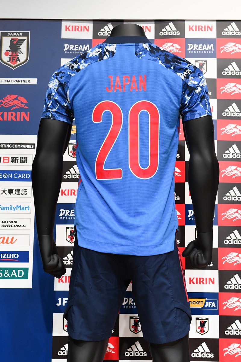 サッカー日本代表新ユニフォームが海外でも話題に 海外の反応 かいこれ 海外の反応 コレクション