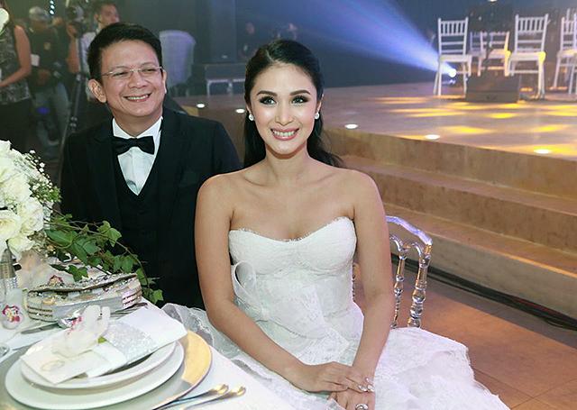 Heart Evangelista was caught on cam doing THIS to her housemaids! Is this how she treats them? Heart Evangelista was caught on cam doing THIS to her housemaids! Is this how she treats them?