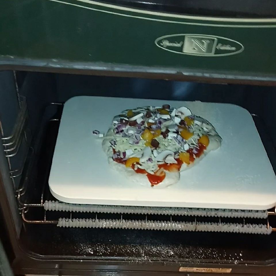 Supersupergirl's Food Reviews [Review] hans grill pizza stone