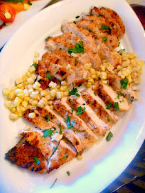 Grilled Chicken with Toamto-Avocado Salad takes advantage of summer's fresh corn and tomatoes (Yum!) and pulls together a dinner that is light and bold with flavors! - Slice of Southern