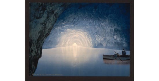 La Gruta Azul, en Capri (Italia). En torno a 1900. La Gruta Azul, en Capri (Italia). En torno a 1900.